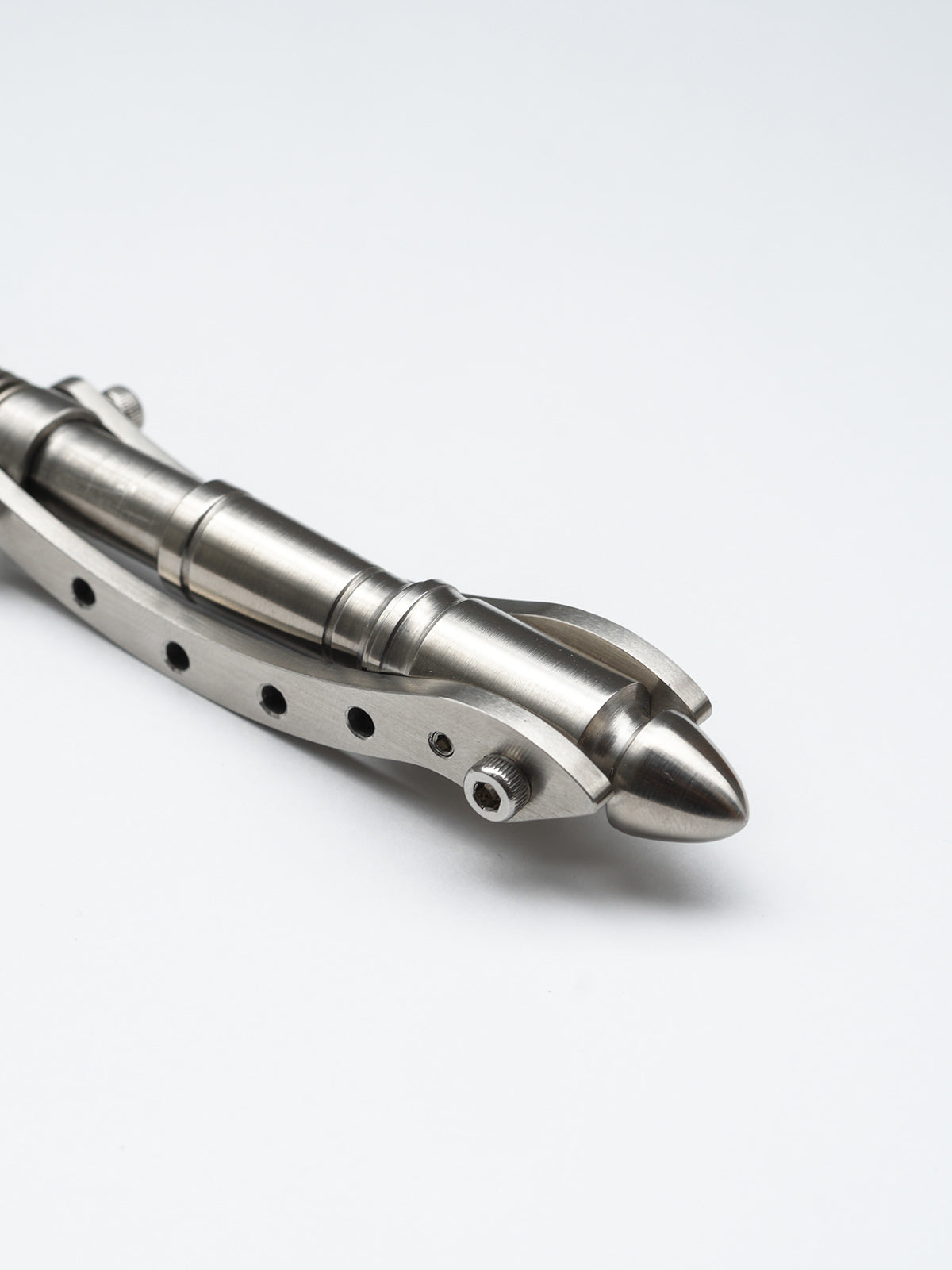 Nakayama Hideotoshi Handmade Tactical Pen – Cannon-Inspired Design | Mechanical Steampunk Aesthetic | Secure Cap Mechanism