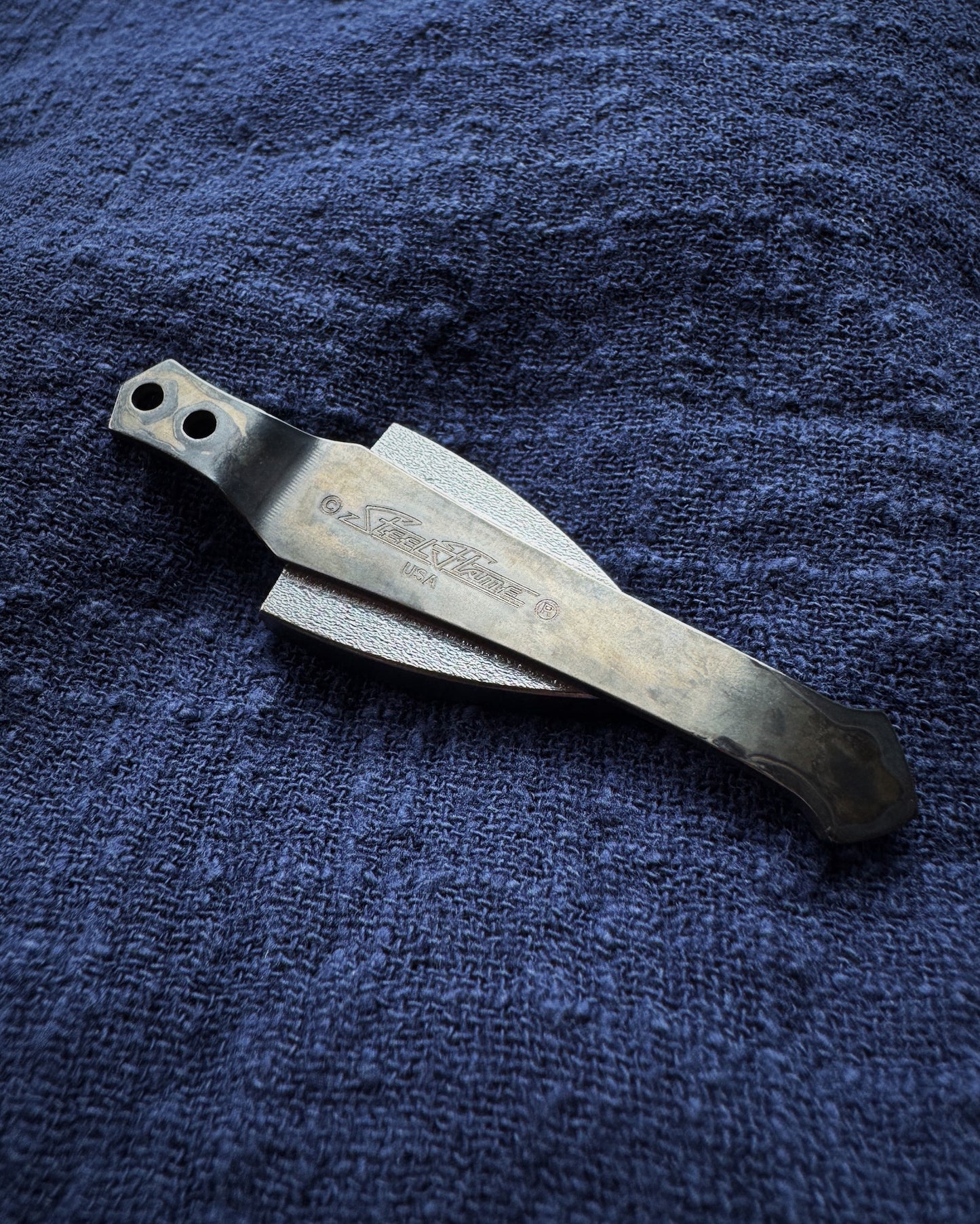 Steel Flame XL 2-Hole 925 Silver Shield Clip