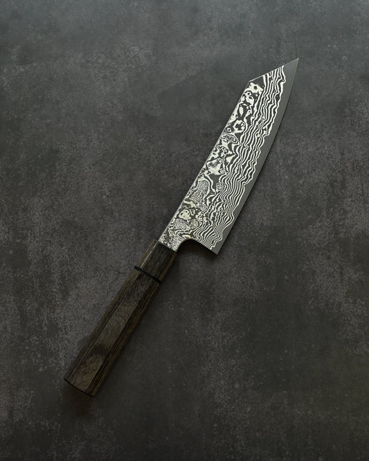 Saruku Homura-Un Santoku 165mm “Sumi”|Japanese Kitchen Knife SPG2 Damascus