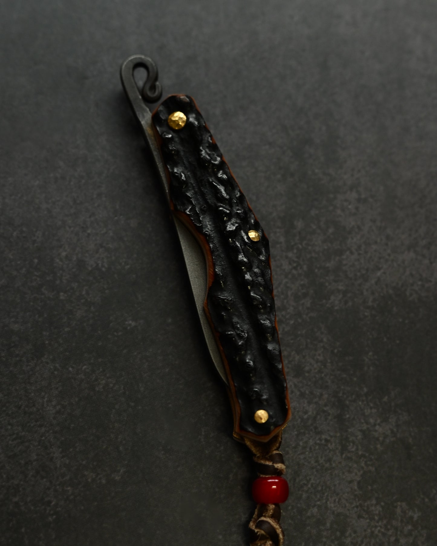 Wtopia Hifuku-Mamoru Folding Knife | Antler Handle × K120 Steel | Handmade in Japan