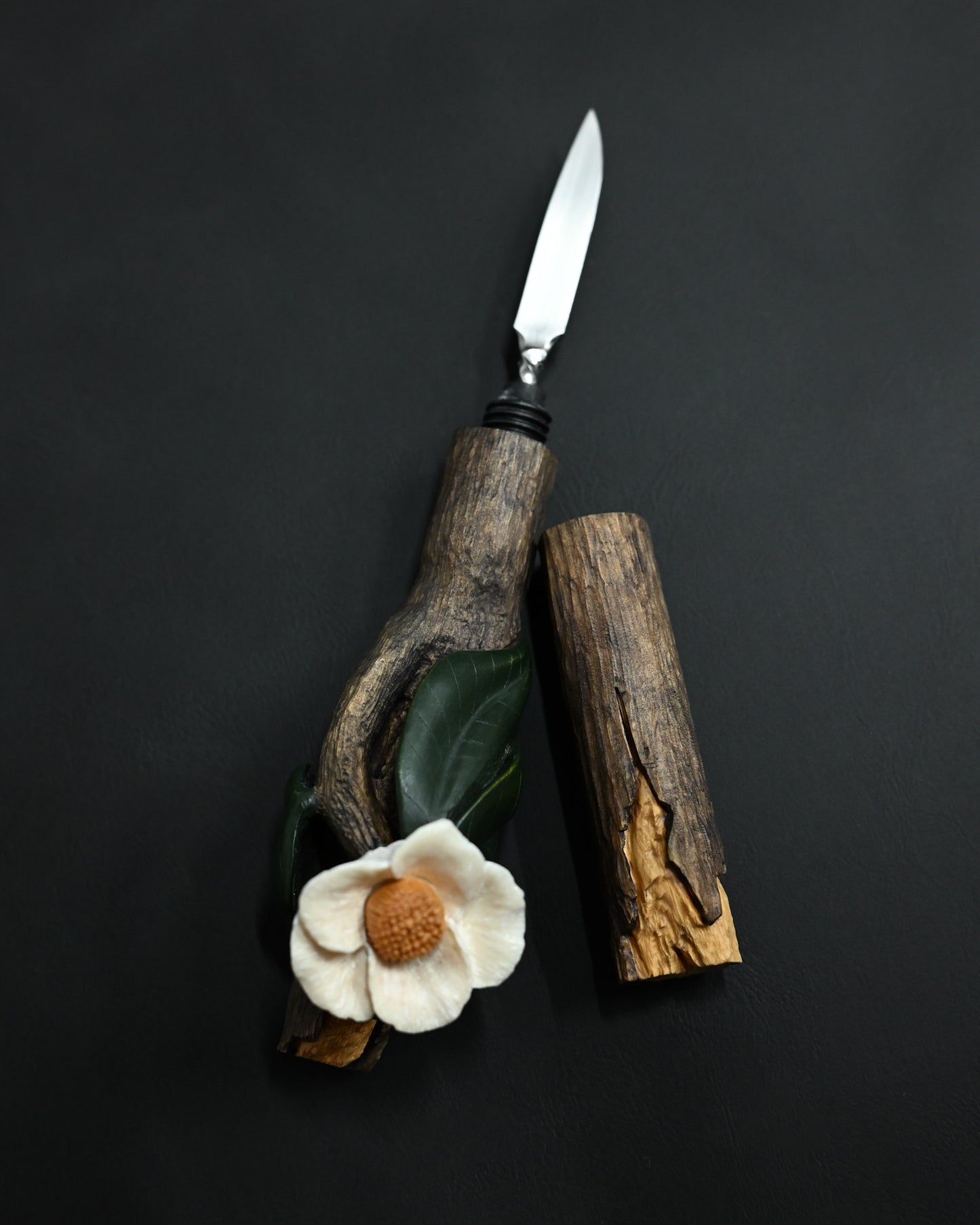 Hidetoshi Nakayama “Flower Knife” — Handmade Art Knife with Boxwood Handle & Antler Blossom