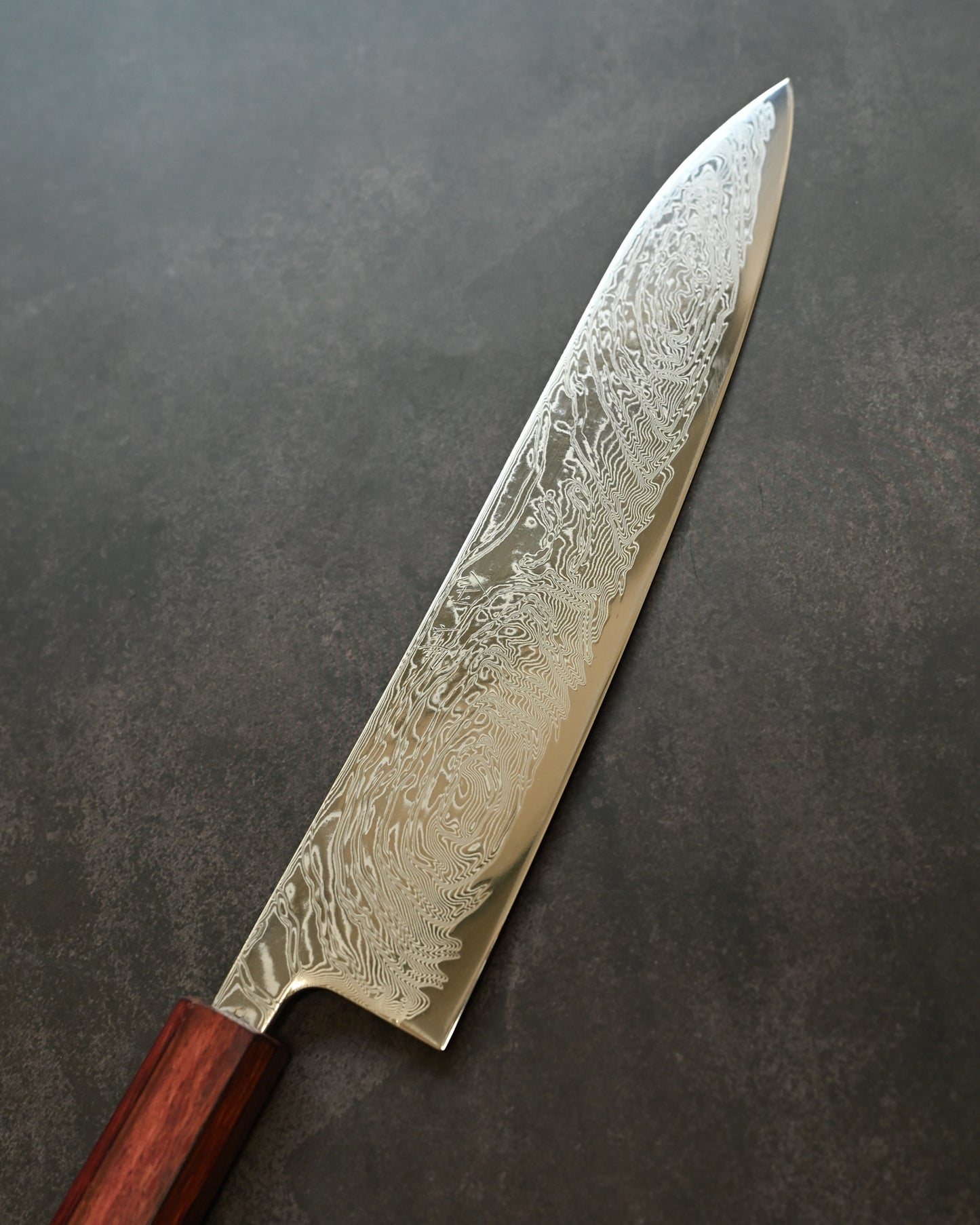 Kanetaka Limited Gyuto 240mm – VG10 Damascus-Clad Steel / Mirror Polish / Artisan Sharpened