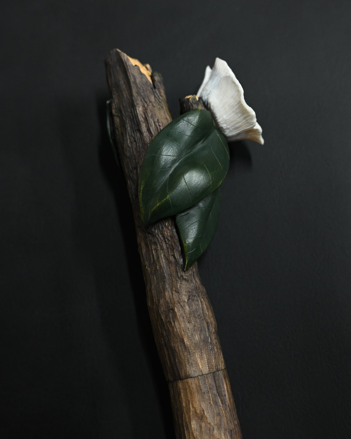 Hidetoshi Nakayama “Flower Knife” — Handmade Art Knife with Boxwood Handle & Antler Blossom