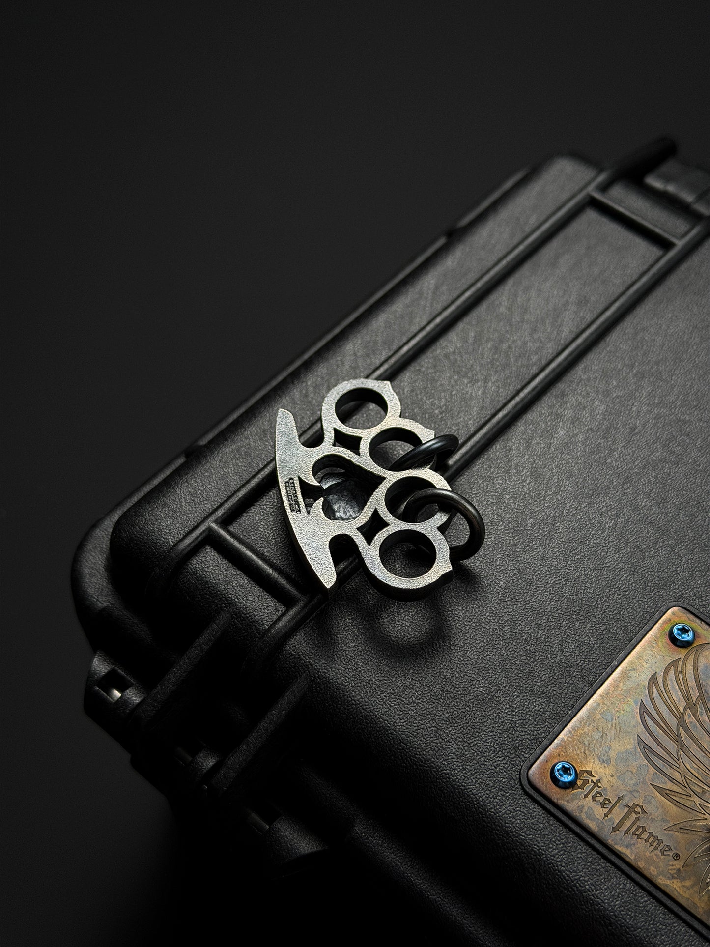 Steel Flame Vintage Brass Knuckle Skull Pendant