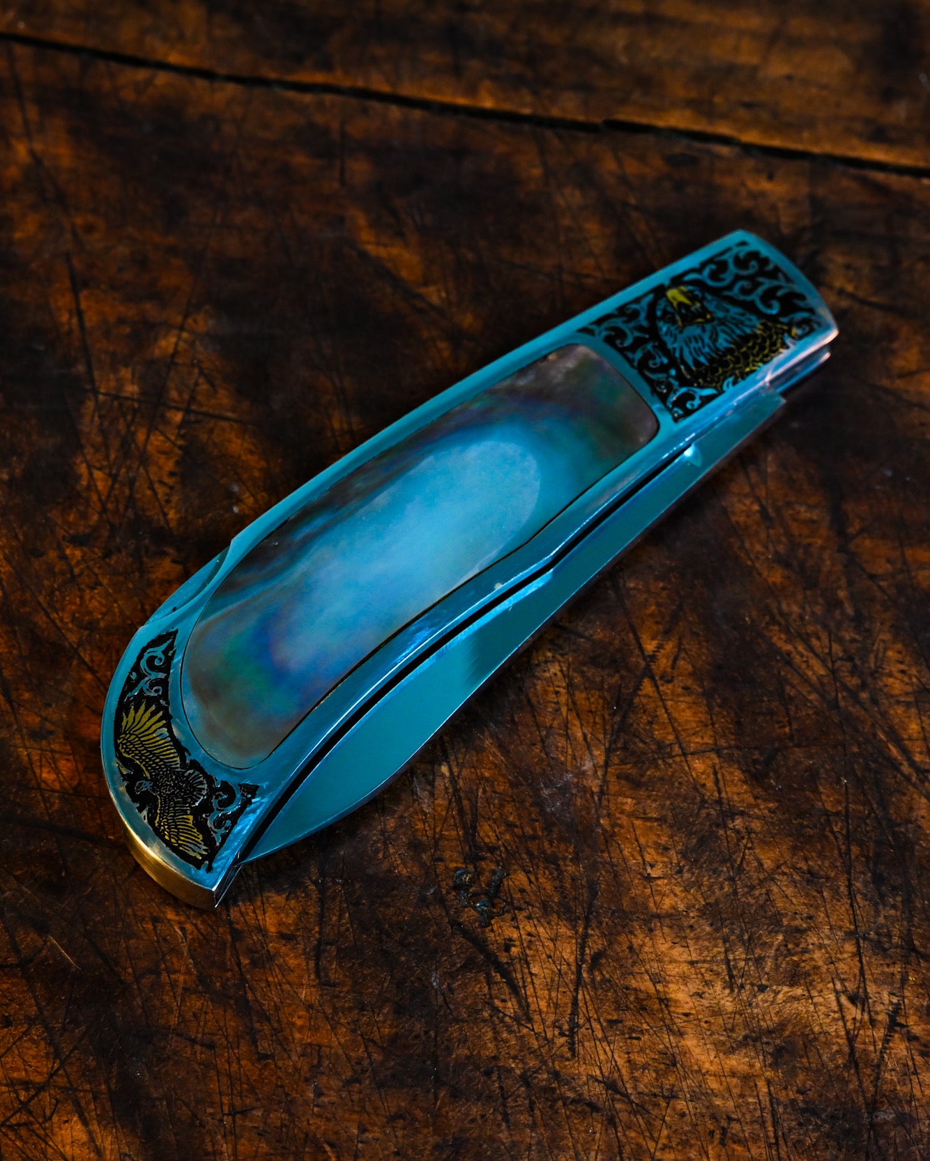 Japanese Handmade Folding Knife - Katsuhiko Miura Craftsmanship, Natural Mother-of-Pearl Inlay & Engraved Eagle Design, Back Lock