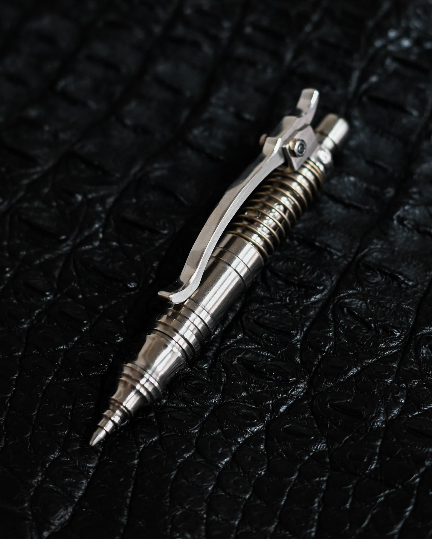 Nakayama Hidetoshi Handmade Mini Bolt-Action Pen – Stainless Steel with Hidden Bolt Mechanism