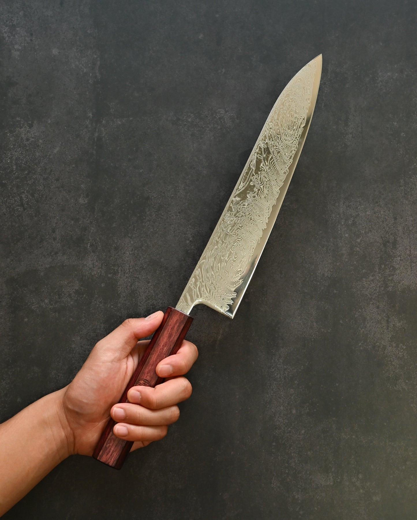 Kanetaka Limited Gyuto 240mm – VG10 Damascus-Clad Steel / Mirror Polish / Artisan Sharpened