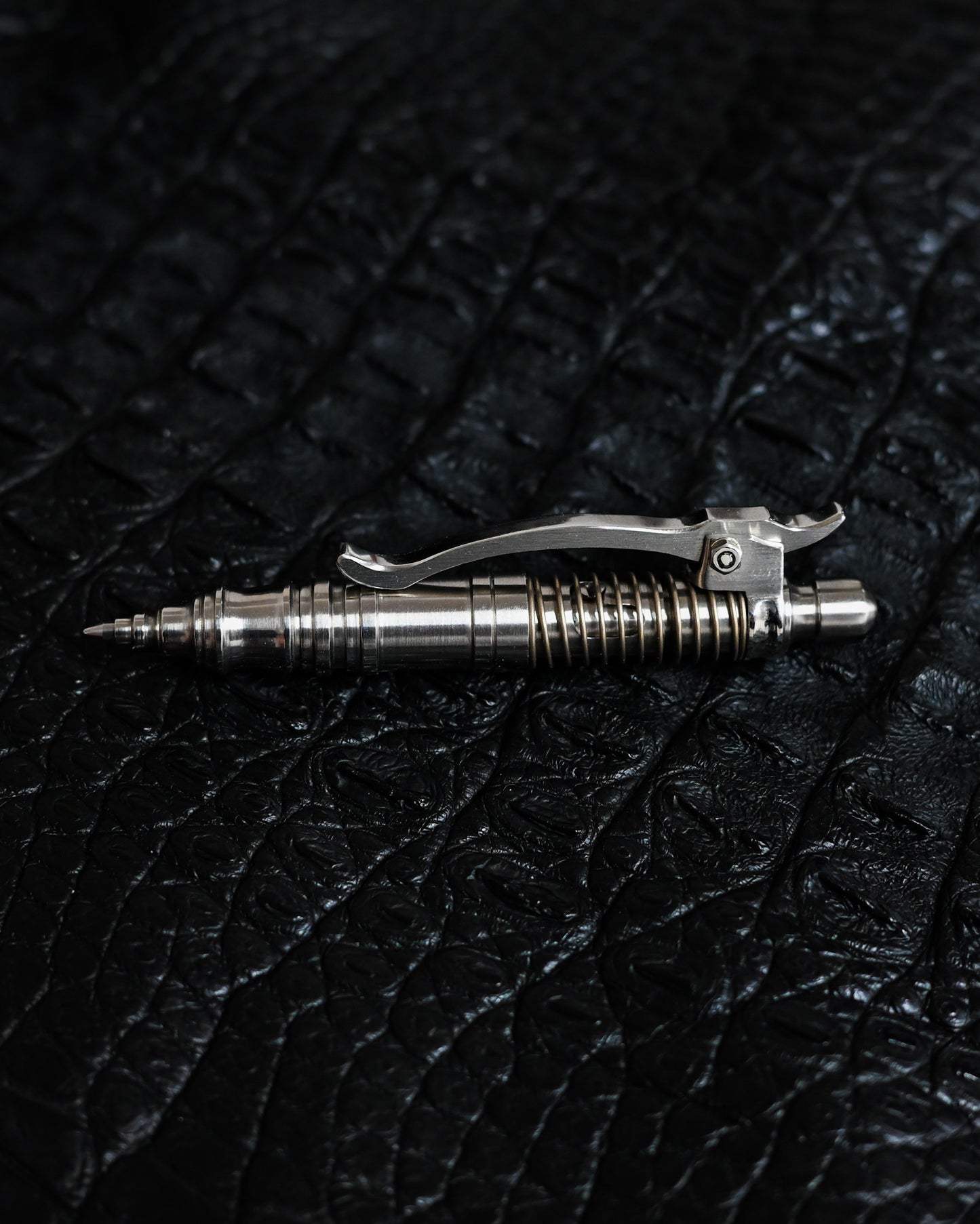 Nakayama Hidetoshi Handmade Mini Bolt-Action Pen – Stainless Steel with Hidden Bolt Mechanism