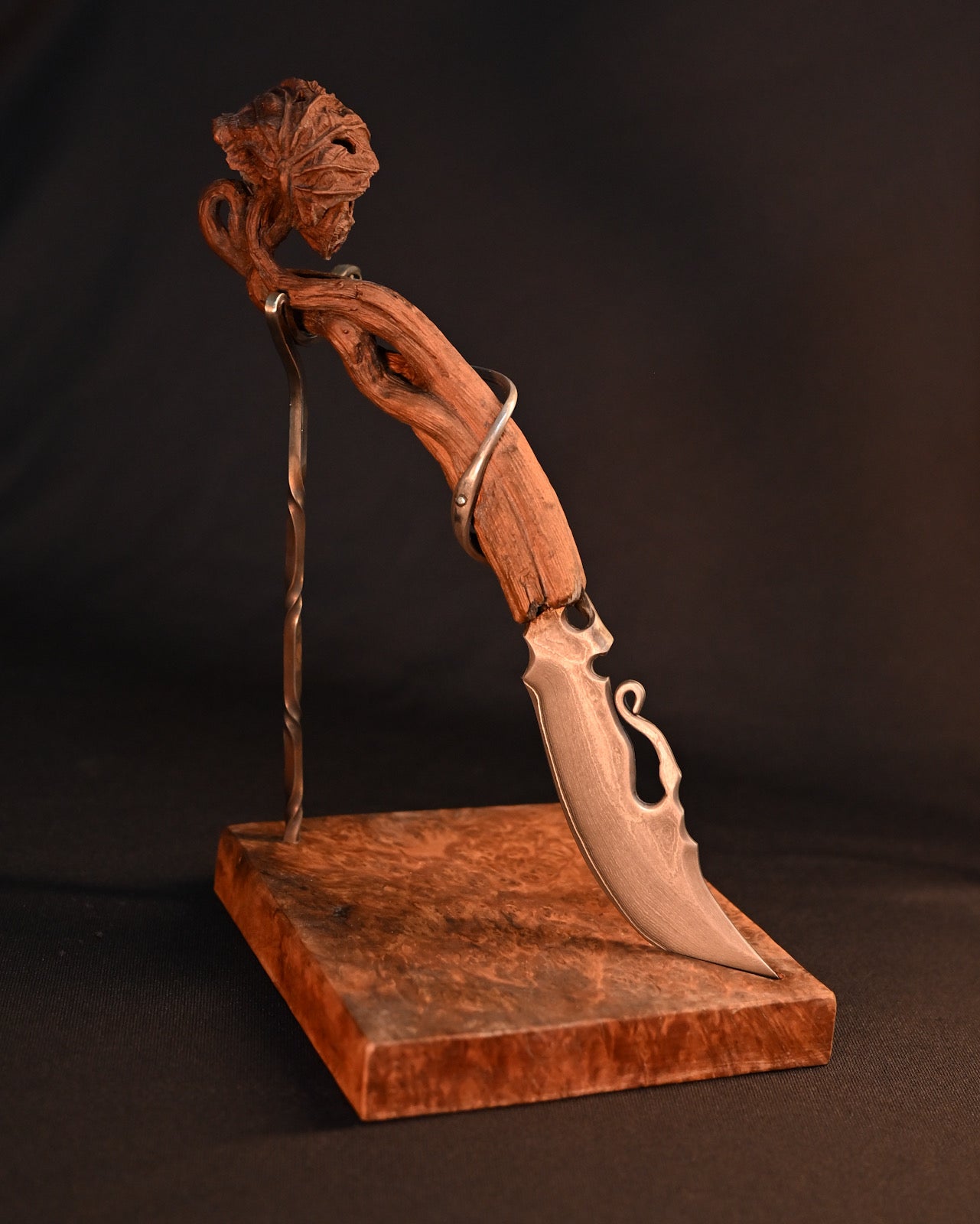 Nakayama Hideotoshi Handmade Art Knife – Damascus Steel x Boxwood Carved Withered Lotus Handle