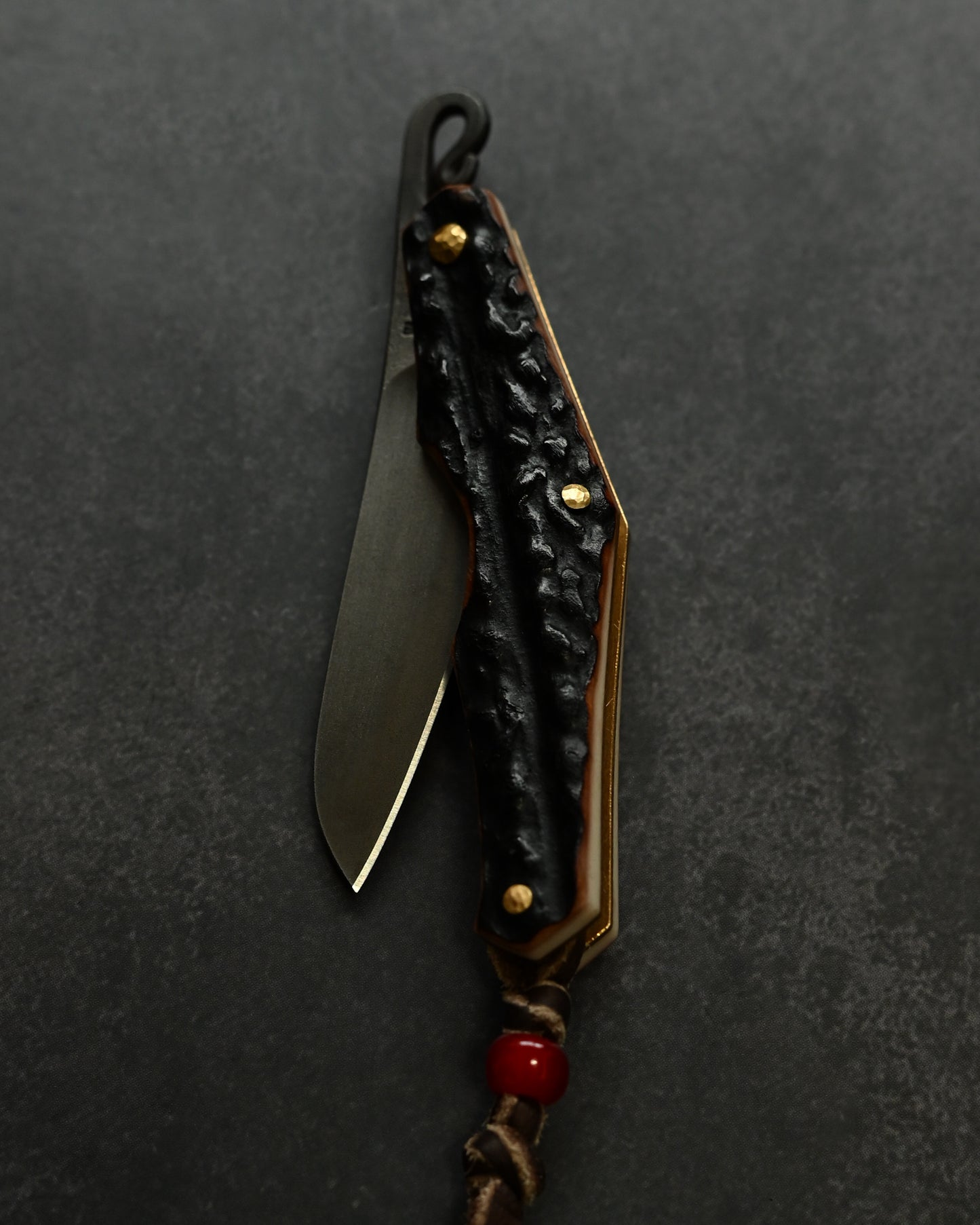 Wtopia Hifuku-Mamoru Folding Knife | Antler Handle × K120 Steel | Handmade in Japan