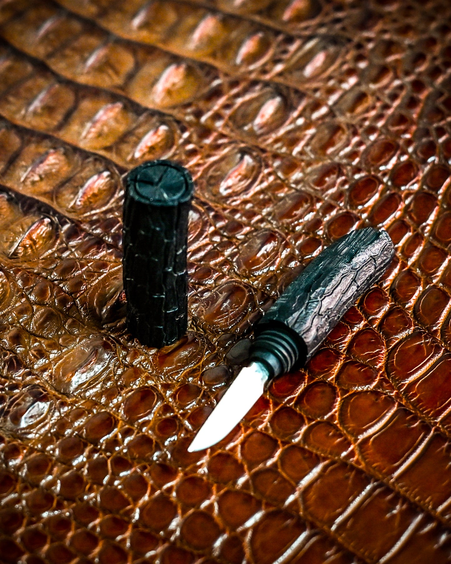 Hidetoshi Nakayama – Organic Style Hidden Knife