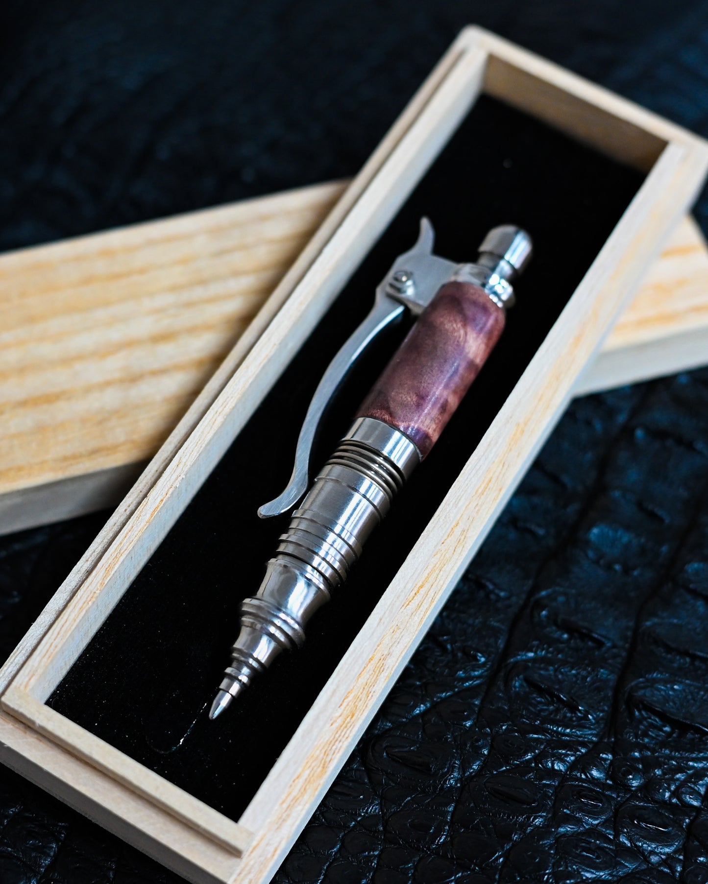 Nakayama Hidetoshi Handmade Twist Tactical Pen – Stainless Steel × Burlwood