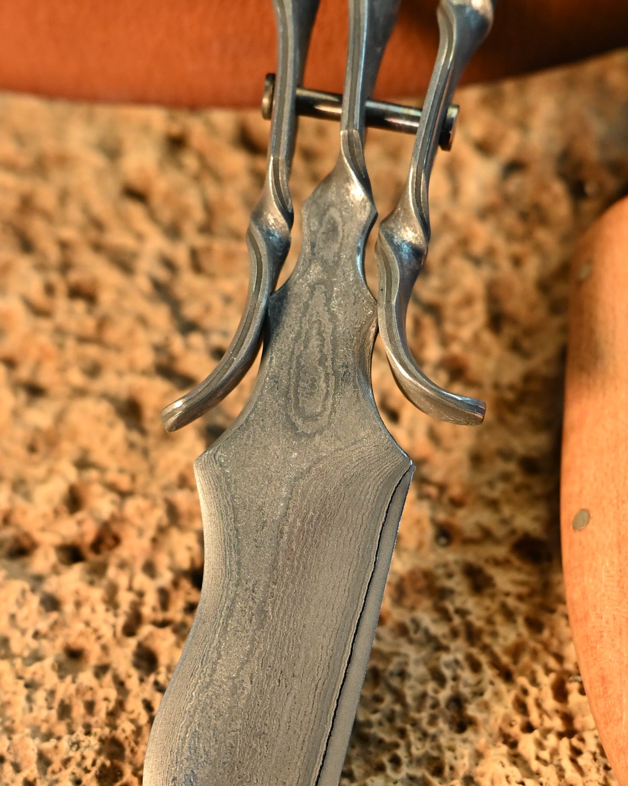 Nakayama Hideotoshi Handmade Fixed Blade – Damascus Steel x Vintage Wooden Sheath