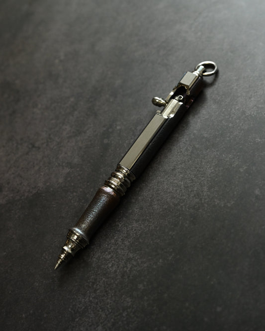 Hidetoshi Nakayama Skull Bolt-Action Pen – Simulated Rifle Bolt Mechanism