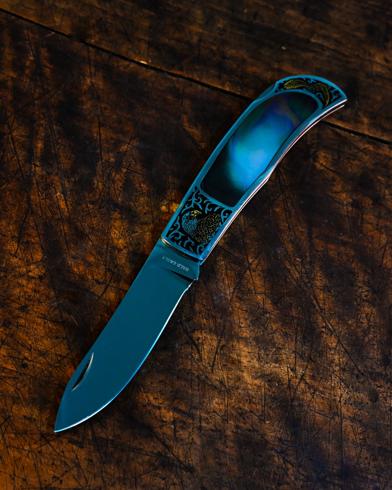 Japanese Handmade Folding Knife - Katsuhiko Miura Craftsmanship, Natural Mother-of-Pearl Inlay & Engraved Eagle Design, Back Lock