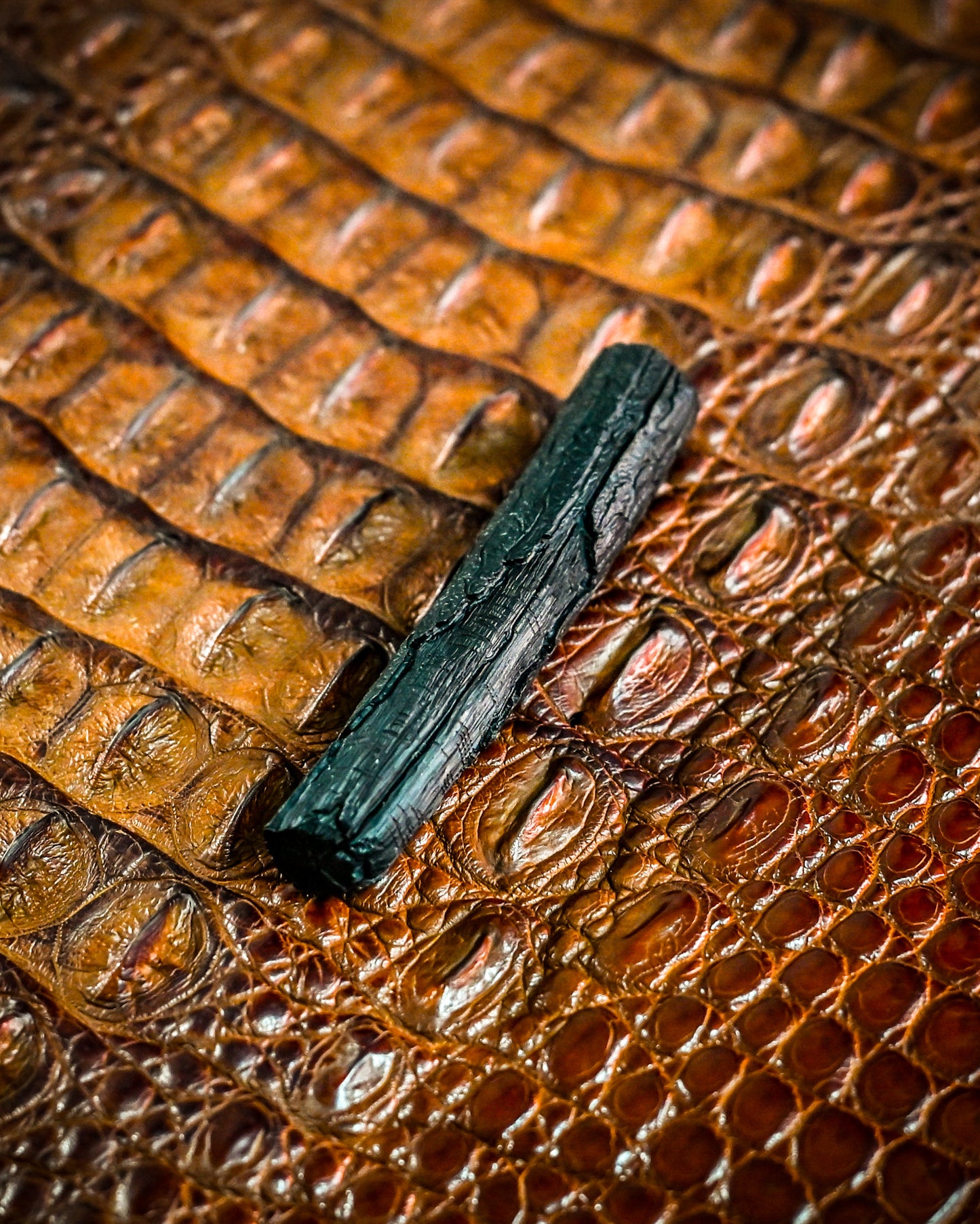 Hidetoshi Nakayama – Organic Style Hidden Knife