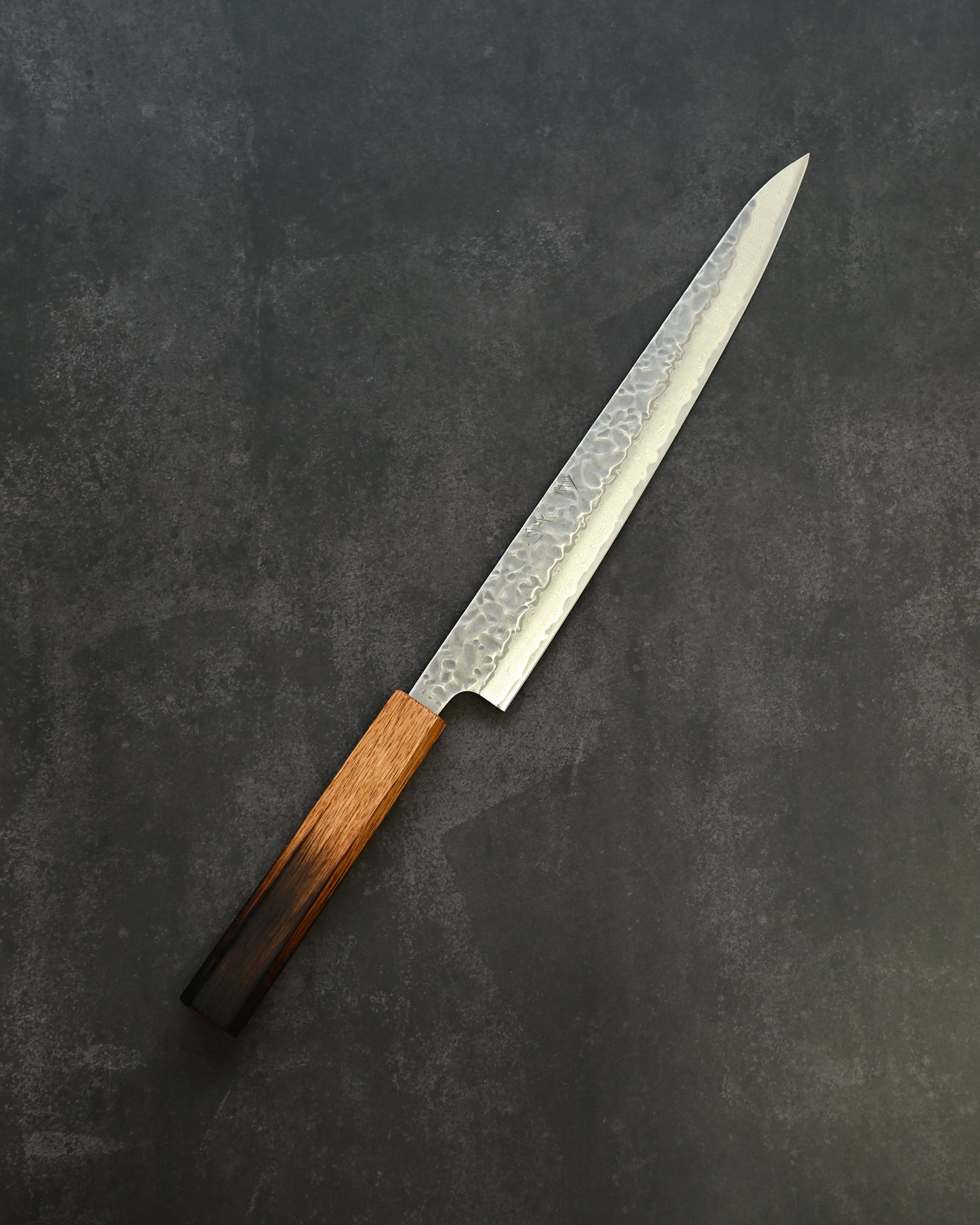Kanetaka Limited Yanagiba 400mm – Damascus Pattern / VG10 Core Steel / Artisan-Crafted