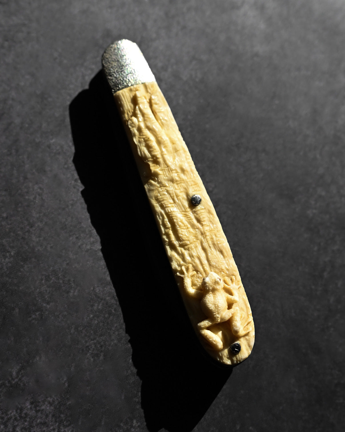 Hidetoshi Nakayama Kyoto Show Edition Handmade EDC Folding Knife Hand-Carved Antler Handle with Frog Motif