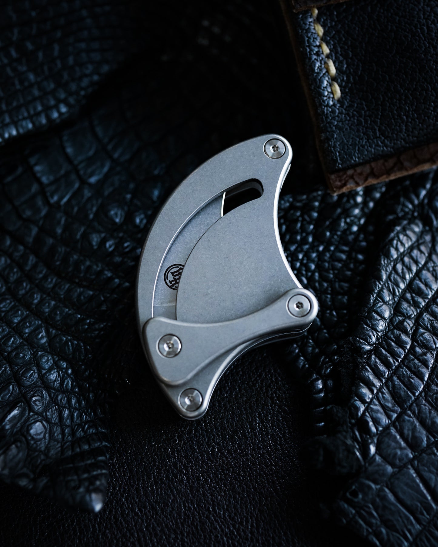 予約販売開始 鎌 KAMA ミニ チタン フォールディングクロー ナイフ 14C28Nブレード