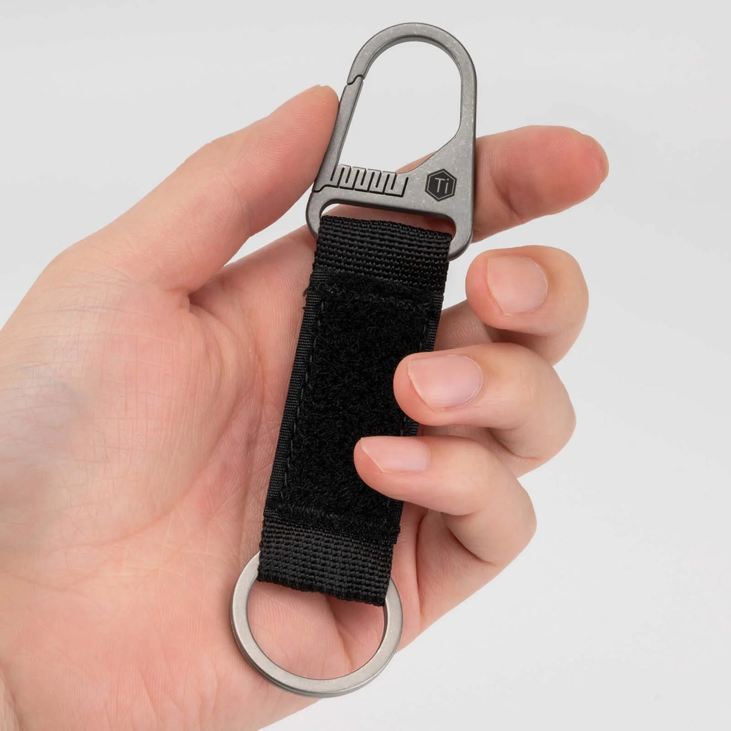 KeyUnity KB01 TITANIUM CARABINER KEYCHAIN
