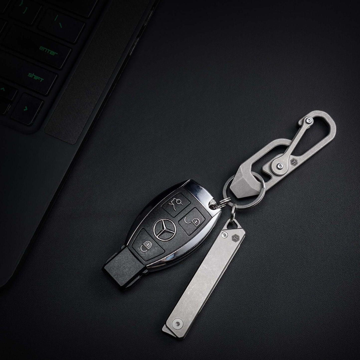 KeyUnity KU04 TITANIUM CARABINER