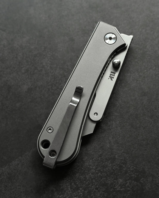 NUKNIVES Titanium Quick-Open Replaceable Blade Utility Knife  Kumpanter U23