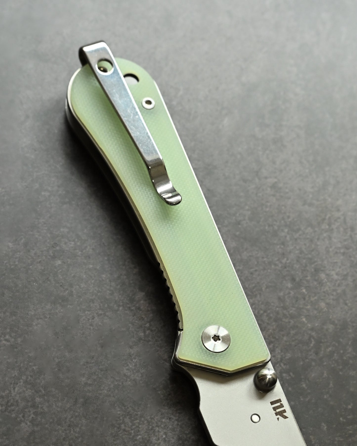 NUKNIVES Jade Green G10 Handle Quick-Open Replaceable Blade Utility Knife | Kumpanter U23