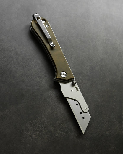 NUKNIVES Brass Handle Quick-Open Replaceable Blade Utility Knife Kumpanter U23