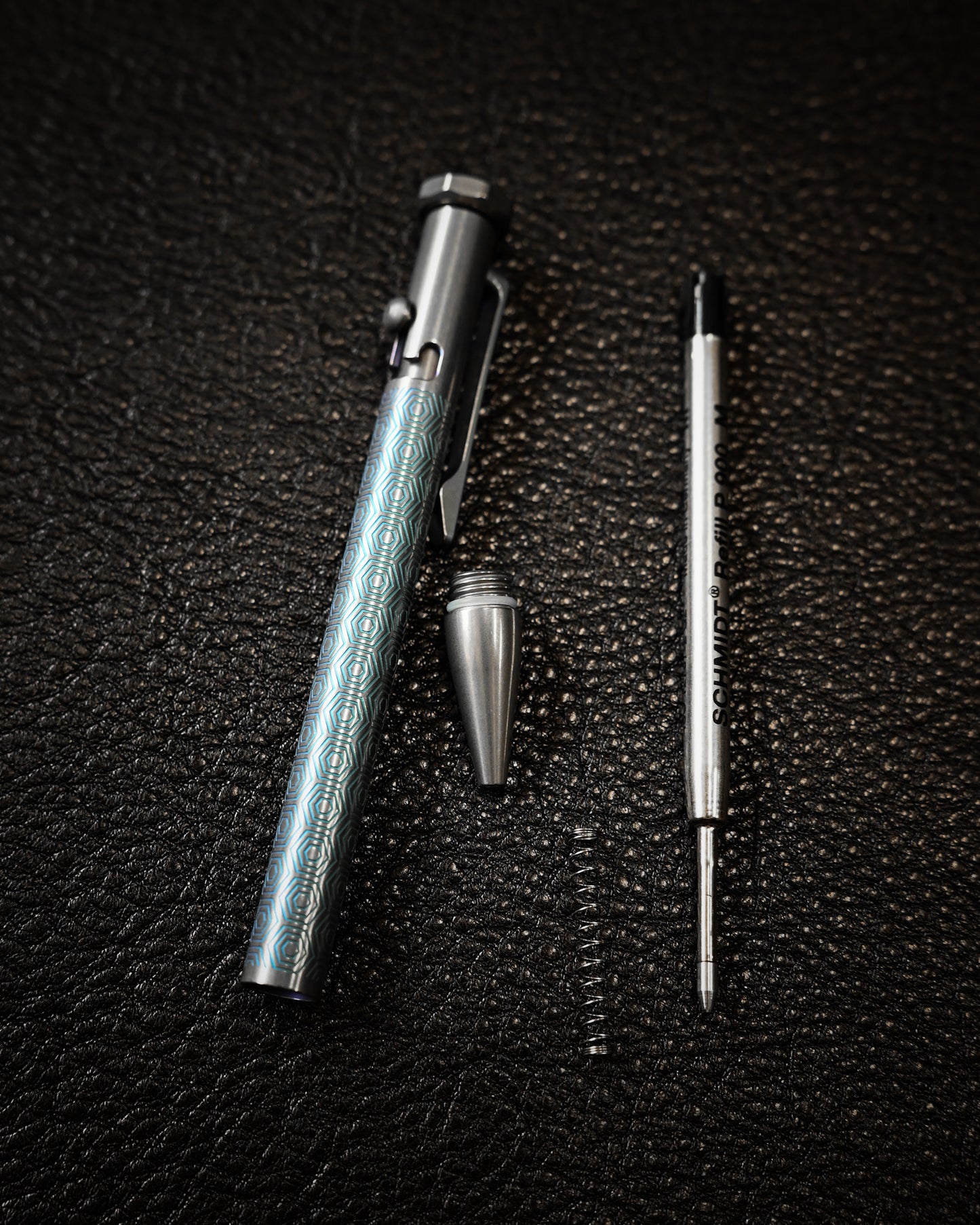 TACRAY Titanium Bolt Action Pen   Honeycomb Pattern