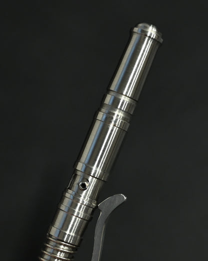 Hidetoshi Nakayama “Bolt-Action Tactical Knife” — A Fusion of Pen Mechanics and Blade Precision