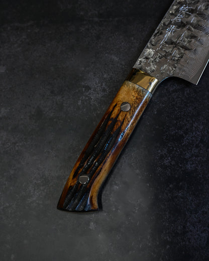 Takeshi Saji VG10 Cross-Hammered Damascus Gyuto 210mm – Diamond Finish – Yellow Deer Antler Handle – Handmade Japanese Chef Knife