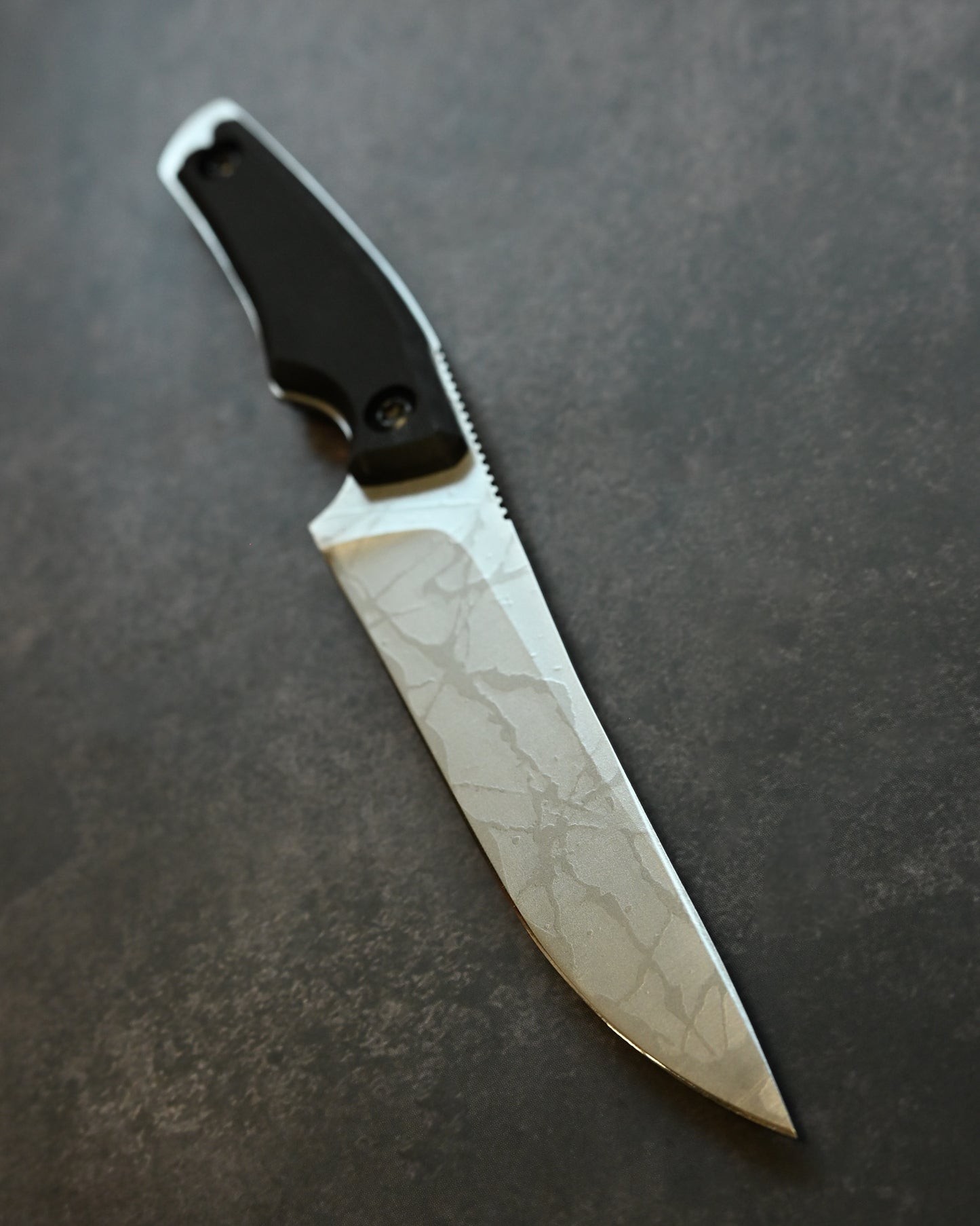 極稀少｜琵琶湖展会版｜松田菊男「霧月（Mugetsu）」｜14C28N 超軽量アウトドア直刀｜G10ハンドル