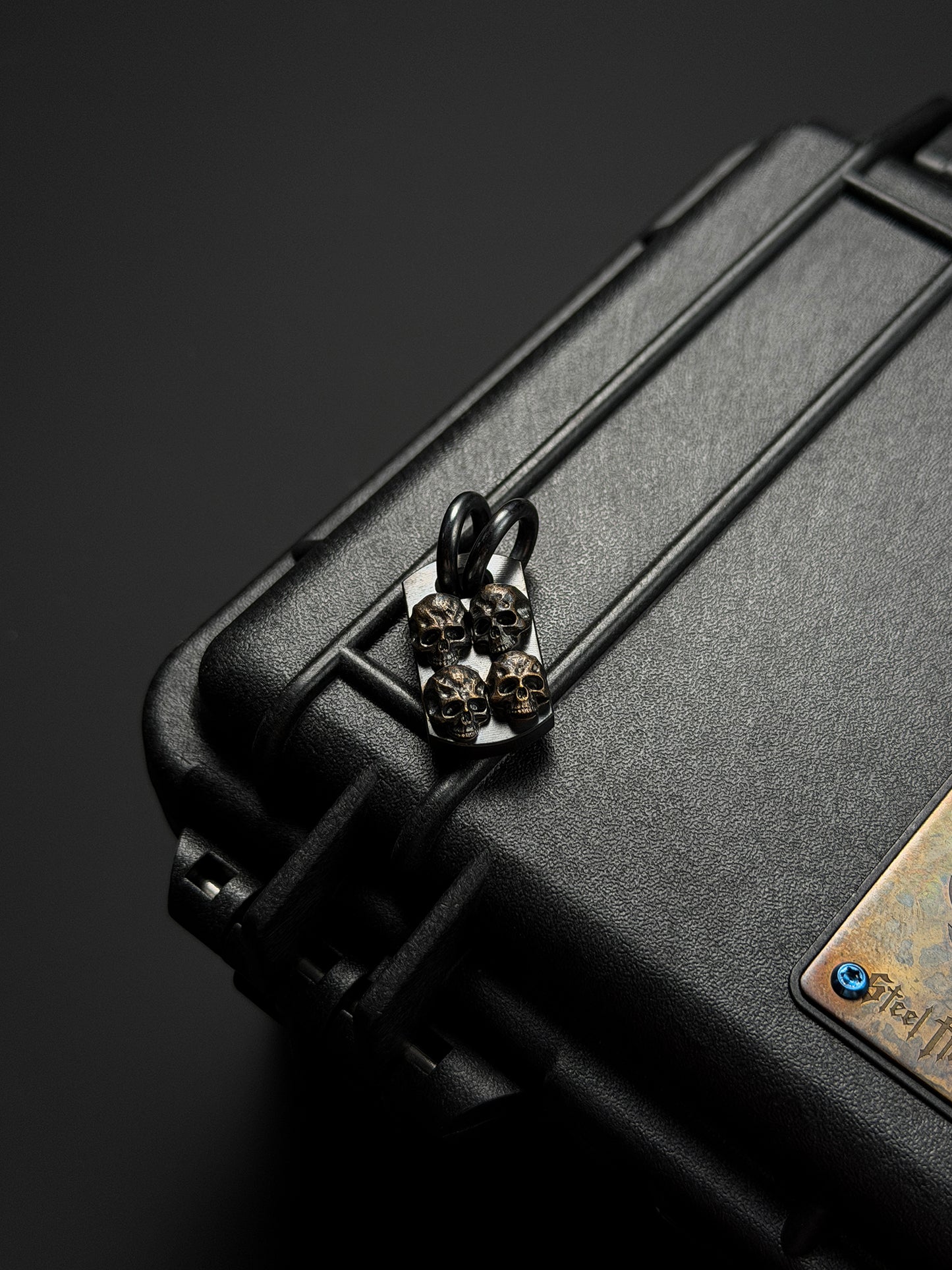 Steel Flame POS Warrior Bronze 4-Skull TAG Pendant