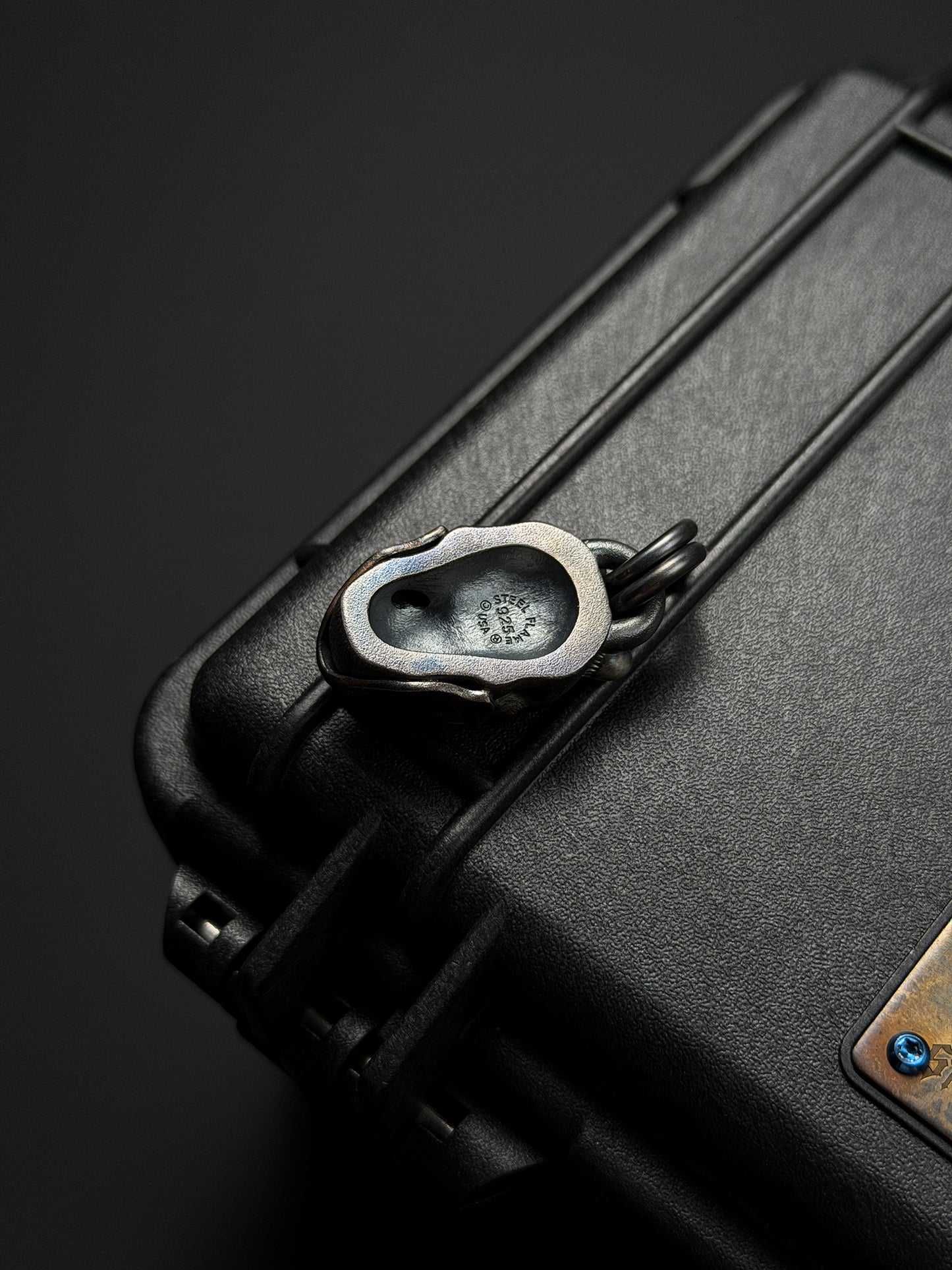 Steel Flame Hannya Mask Skull Pendant — 925 Sterling Silver Body × Copper Mask | Cold Silver &amp; Red Copper Contrast | Dark EDC Totem