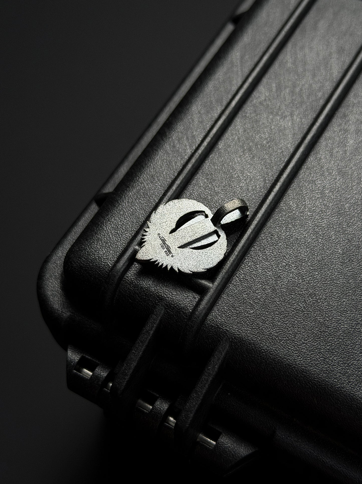 Steel Flame Guardian Wing Crusader Shield Pendant – Small | 925 Sterling Silver Body × Silver Crusader Emblem | Lightweight Symbol of Protection &amp; Faith