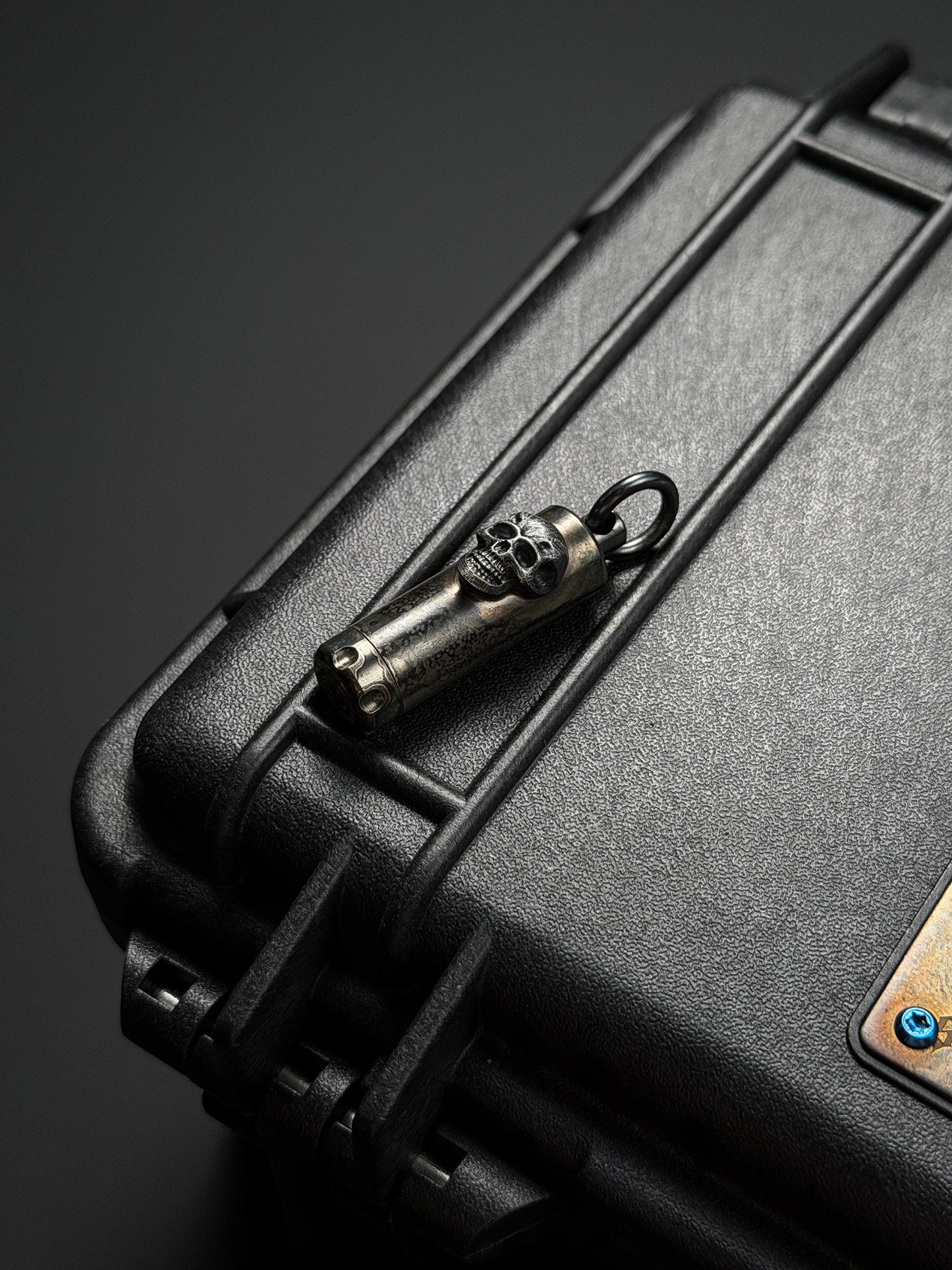 Steel Flame Dark Skull 925 Silver Pendant – EDC Waterproof Capsule