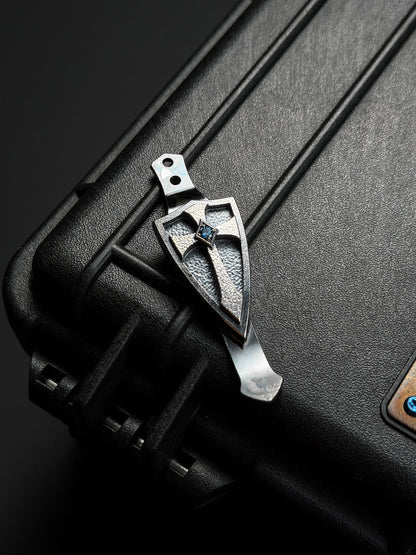 Steel Flame 925 シルバー XL クルセイダーシールド 多面カット・ブルージェム