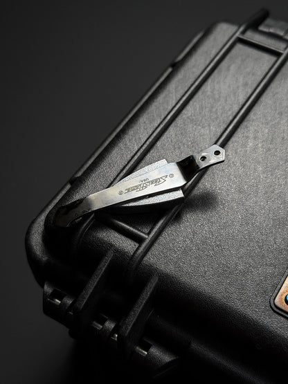 Steel Flame 925 シルバー XL クルセイダーシールド 多面カット・ブルージェム