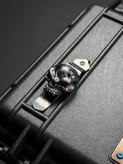 Steel Flame × Starlingear × Strider コラボレーション XL ウォリアースカル 多面カット・レッドジェムアイ