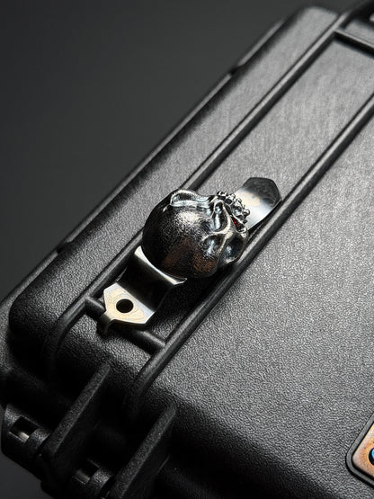 Steel Flame × Starlingear × Strider コラボレーション XL ウォリアースカル 多面カット・レッドジェムアイ