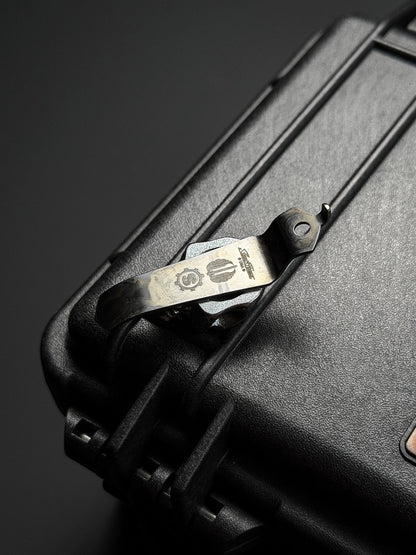 Steel Flame × Starlingear × Strider コラボレーション XL ウォリアースカル 多面カット・レッドジェムアイ