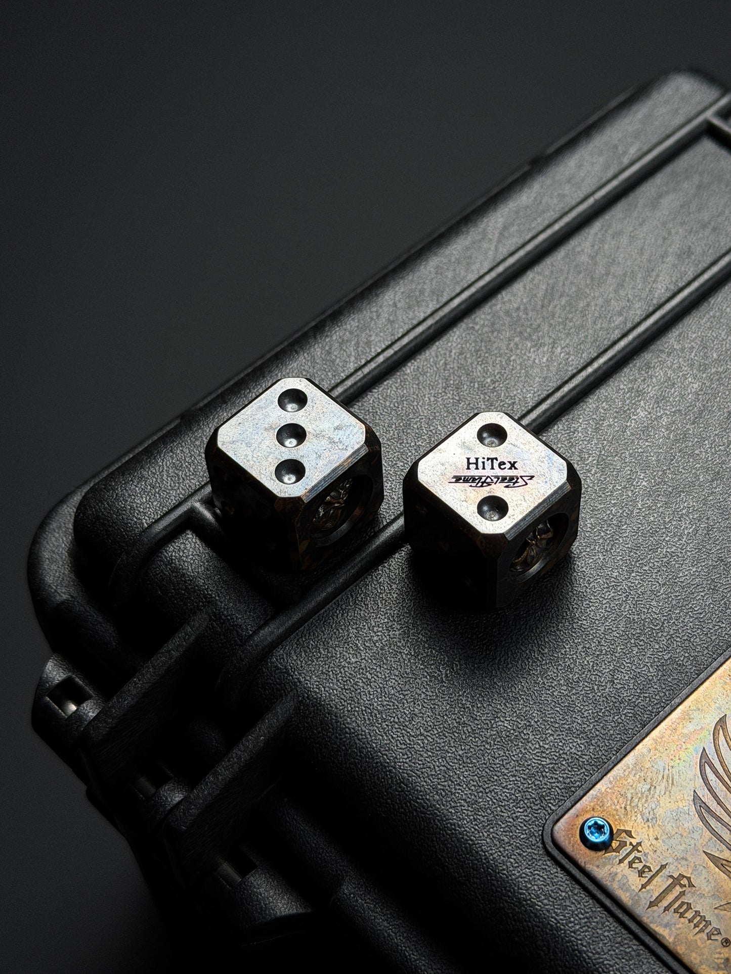 Steel Flame × HiTex コラボレーション ブロンズ ウォリアースカル ダイス（2個セット）