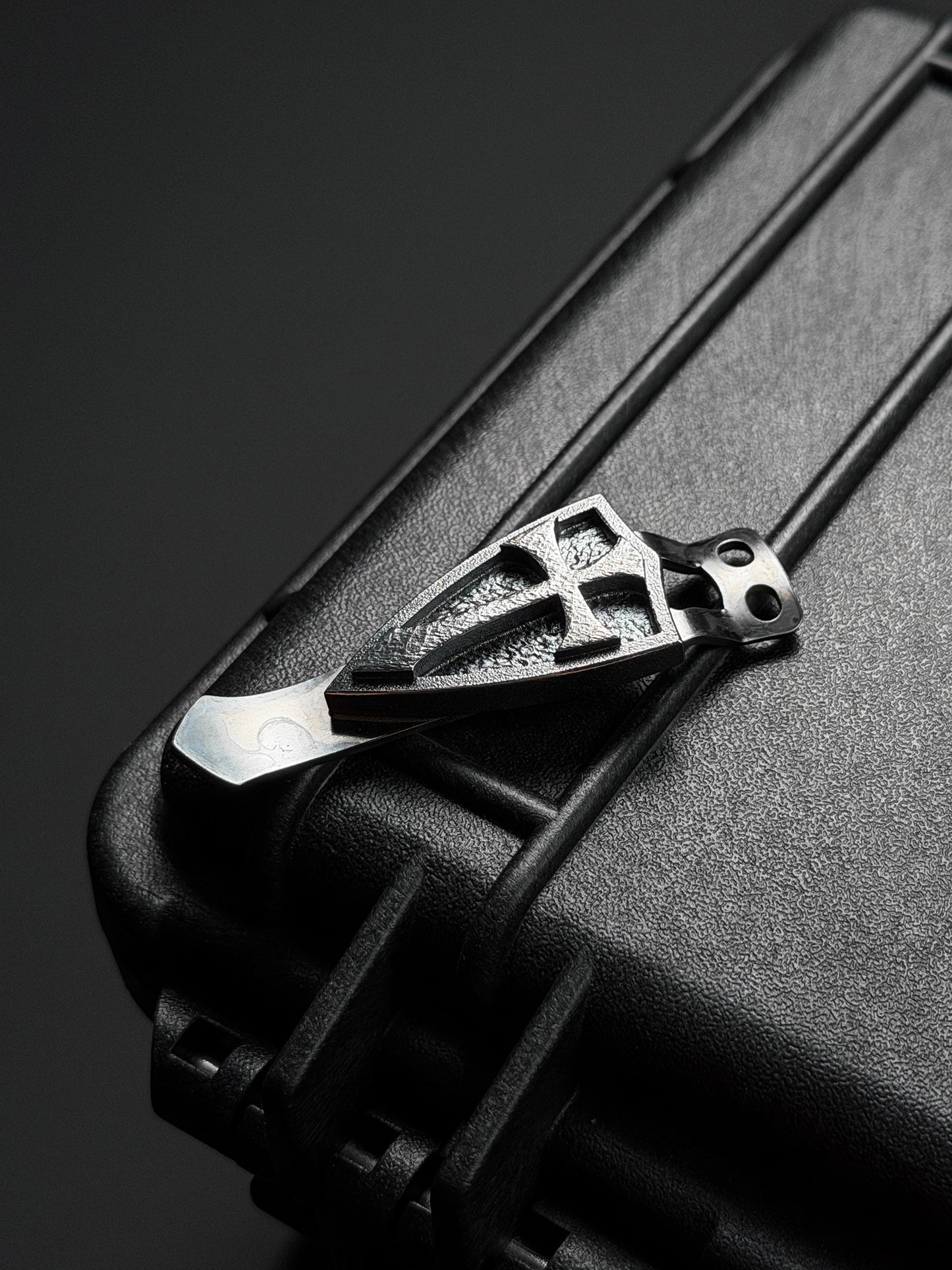 Steel Flame XL ハンマード シルバー クルセイダーシールド フラッシュライトクリップ