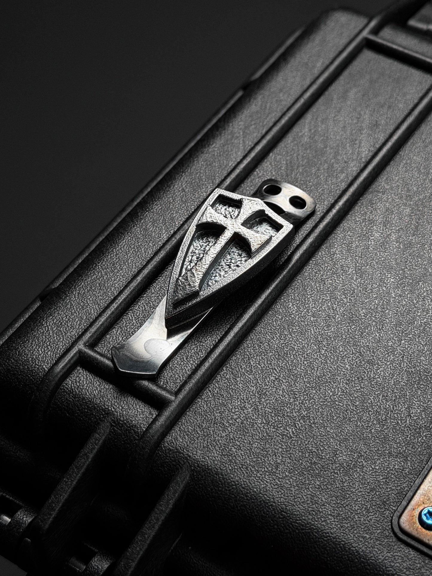 Steel Flame XL ハンマード シルバー クルセイダーシールド フラッシュライトクリップ