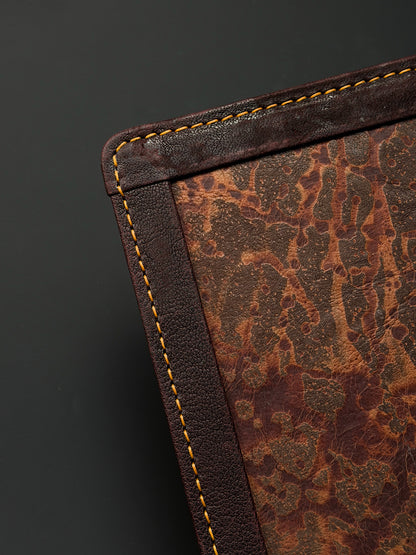 Made in Japan Wtopia Handmade Custom EDC Valet Tray
Lava Leather Inlay with Cowhide-Wrapped Edge