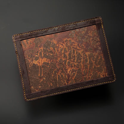 Made in Japan Wtopia Handmade Custom EDC Valet Tray
Lava Leather Inlay with Cowhide-Wrapped Edge