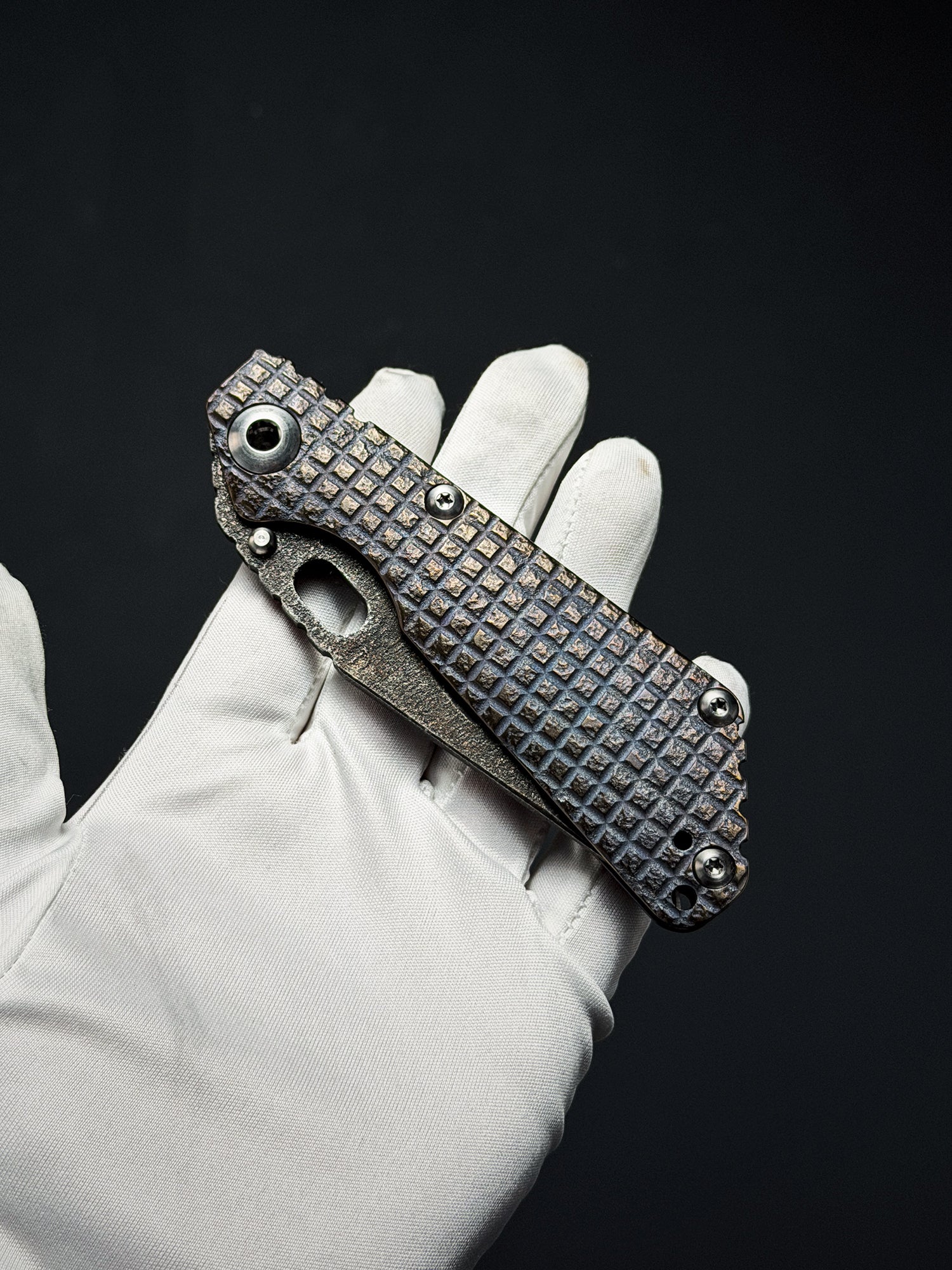 STRIDER 美品 Lava-Carved One-Off | Strider Knives × Monkey Collab – Mike Signed