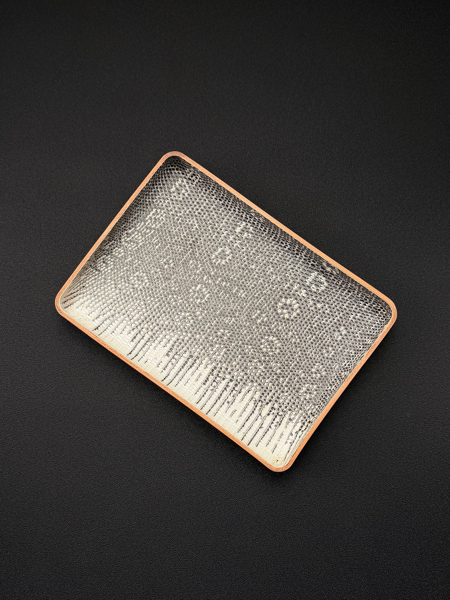 Etsurin Designed Rare Leather EDC Handmade Tray – Moon Ash Lizard Leather