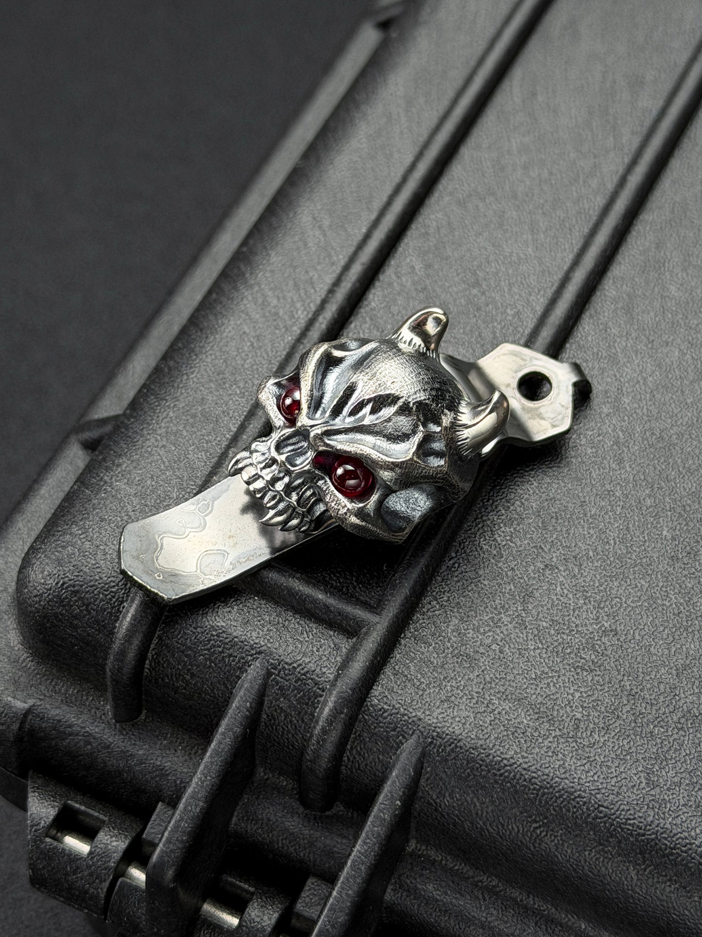 Rare Steel Flame x Starlingear x Strider Knives XL Silver Hannya Warrior Red Eye Pocket Clip