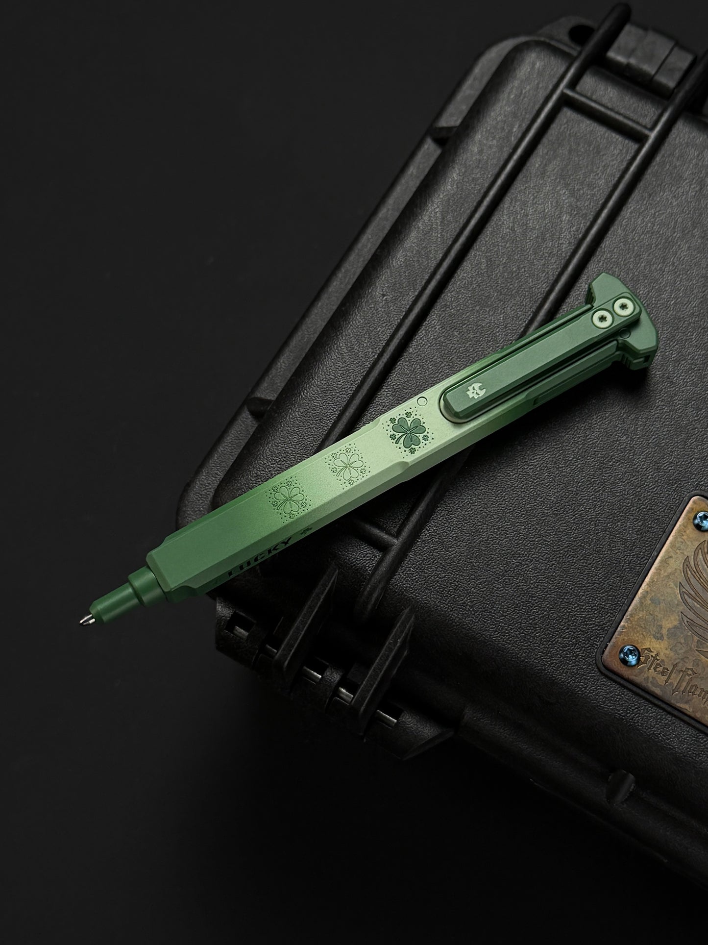 TacticalGeek Lucky Clover Actuator 12 Titanium Tactical Pen